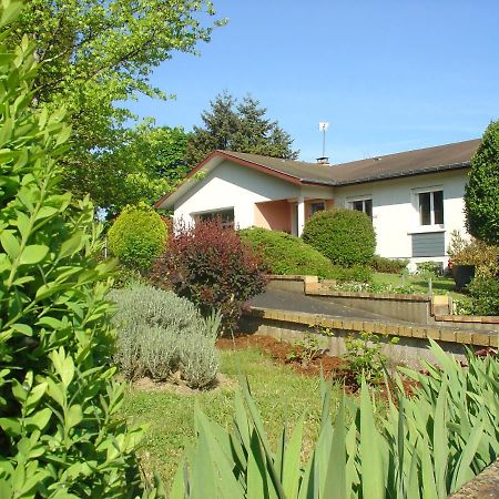 Chambre D'Hotes Bellevue Bressuire Exterior foto
